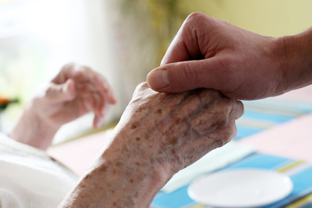 Tipps für Pflegende: Die Haut braucht besondere Zuwendung - Vorteilhaft Leben - Vorteilhaft Leben