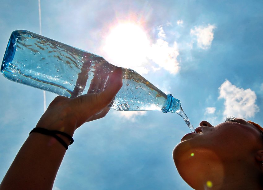 Trinken ist ganz wichtig im Hitzesommer.