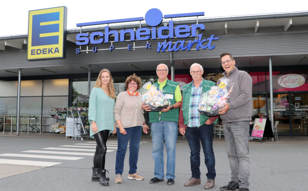 Sabine Schille, Patrick Schneider, Ingrid Heinritzi-Martin, Tafelmitarbeiter