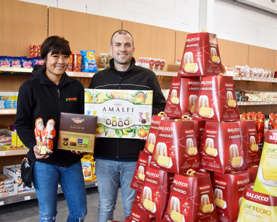 Liyana und Marco Kübler freuen sich auf viele Kunden zu den Feiertagen und haben jede Menge Spezialitäten und besondere Produkte im Sortiment.