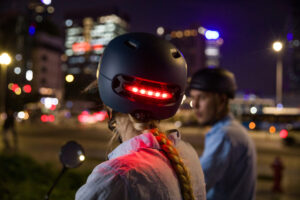 69317_Fahrradhelm_mit_Bremslicht_Blinker_SO_Alarm_L_D_09 - Vorteilhaft Leben - Vorteilhaft Leben